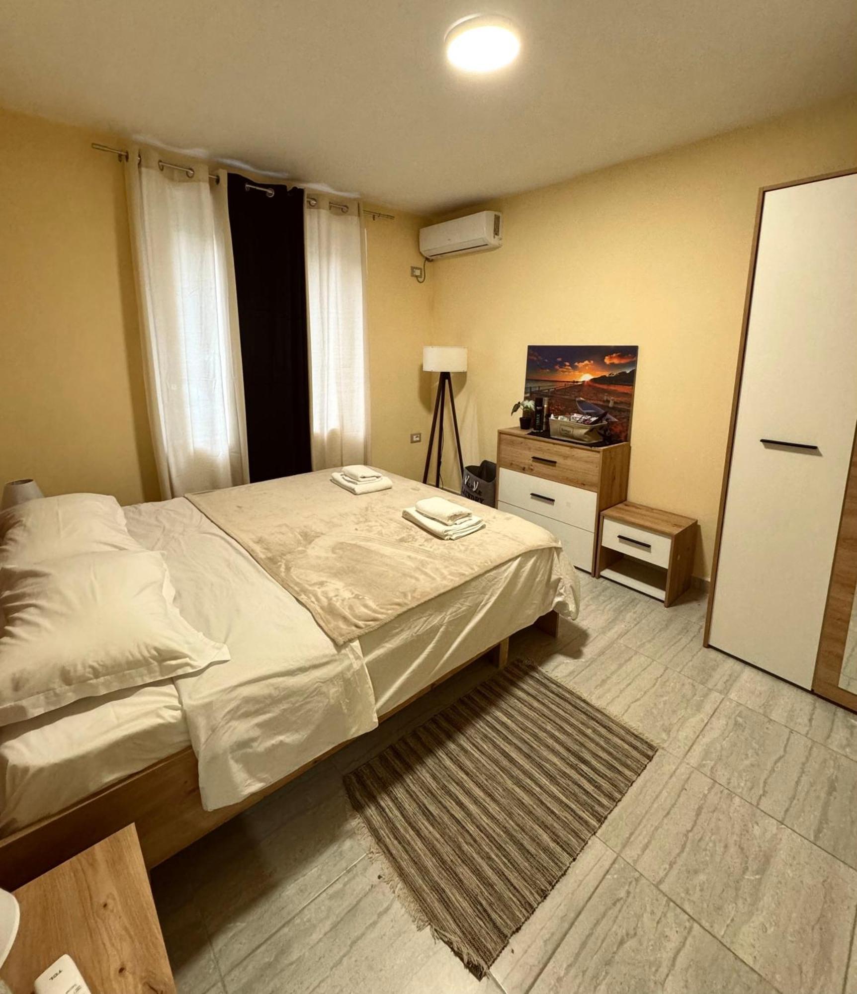 Urban Apartment In Blloku Tiranë Eksteriør bilde